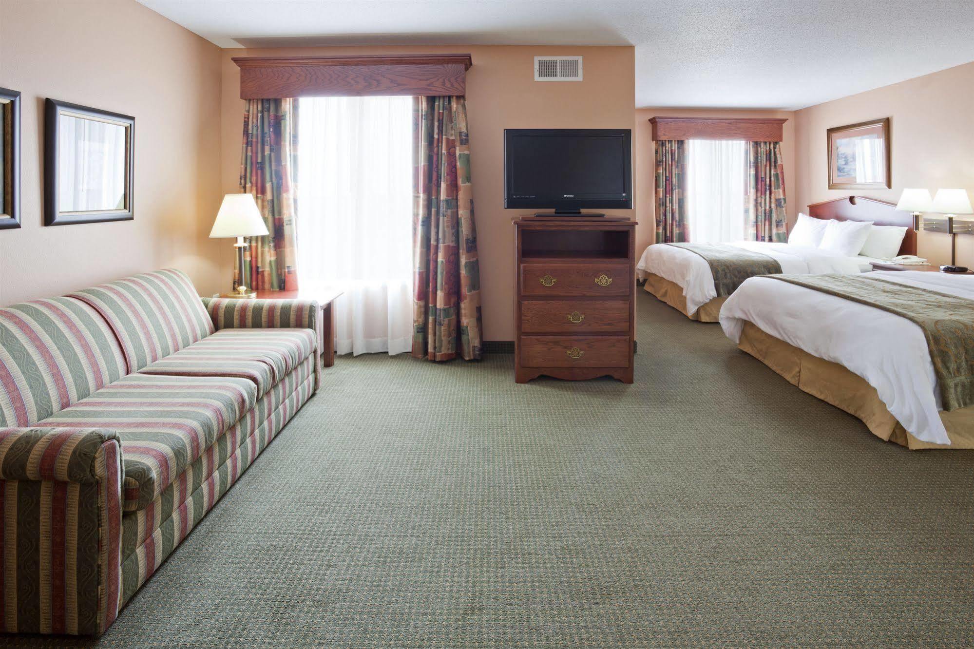 Grandstay Hotel & Suites Downtown Sheboygan Kültér fotó